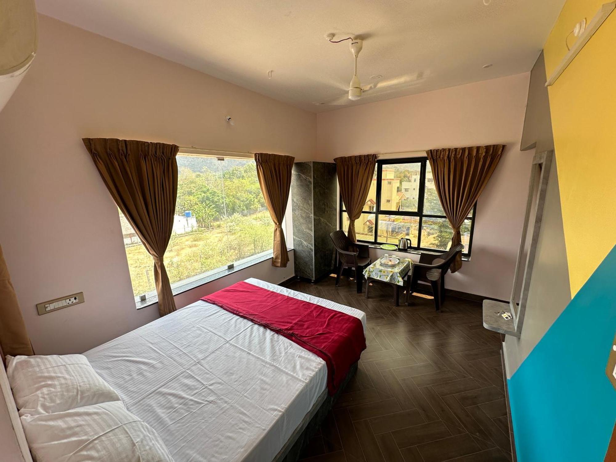 Om Lingeswaran Home Stay Tiruvannámalaj Kültér fotó