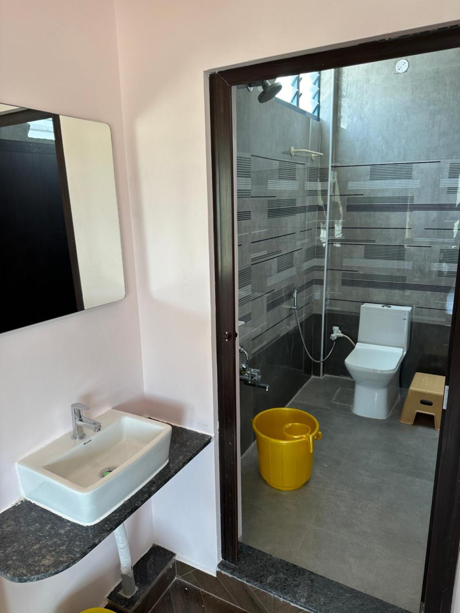 Om Lingeswaran Home Stay Tiruvannámalaj Kültér fotó