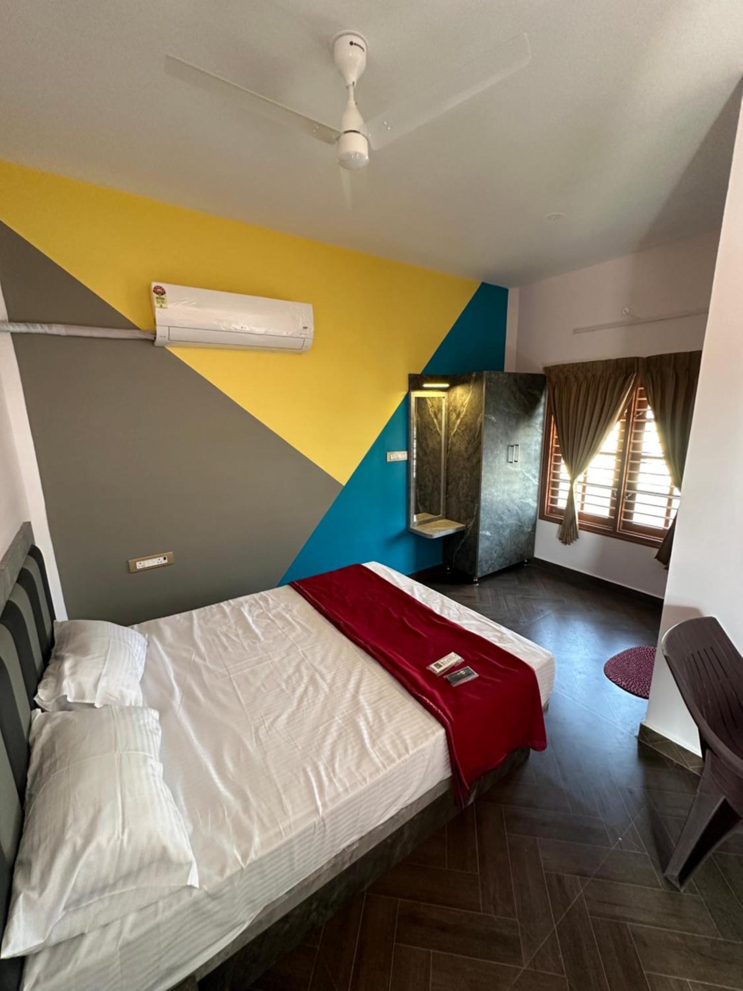 Om Lingeswaran Home Stay Tiruvannámalaj Kültér fotó
