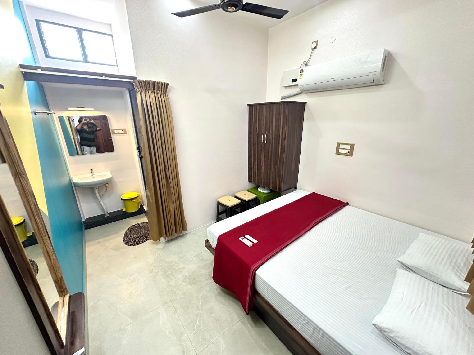 Om Lingeswaran Home Stay Tiruvannámalaj Kültér fotó